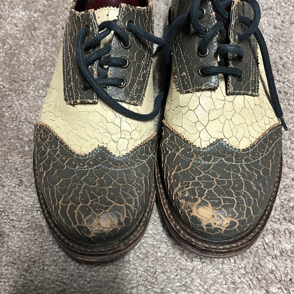 John Fluevog shoes - Picture 3 of 6